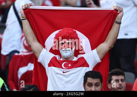 Berlin, Allemagne. 6 juillet 2024. Supporters (Turkiye) lors du match UEFA Euro Allemagne 2024 entre pays-Bas 2-1 Turquie à l'Olympiastadion le 06 juillet 2024 à Berlin, Allemagne. Crédit : Maurizio Borsari/AFLO/Alamy Live News Banque D'Images