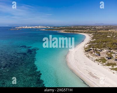 Plage es Carbo, plage de sable vierge sans personnes, Ses Salines, Majorque, Iles Baléares, Espagne Banque D'Images