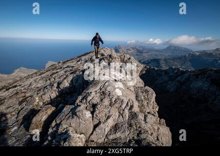 Route directe vers Morro den Pelut, 1323 mètres (Puig Major), Escorca, Majorque, Îles Baléares, Espagne Banque D'Images