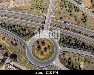 Autoroute ma-19 et rond-point du domaine industriel de son Noguera, Llucmajor, Majorque, Iles Baléares, Espagne Banque D'Images