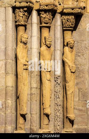 Portail principal, Eglise romane Santa María la Real, Sangüesa , Navarre, Espagne. Banque D'Images