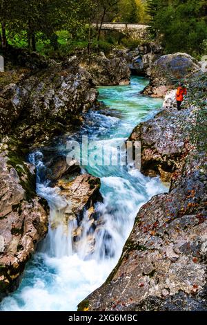 Vallée de la rivière Soca. Bovec, alpes juliennes. Slovénie, Europe centrale,. Banque D'Images