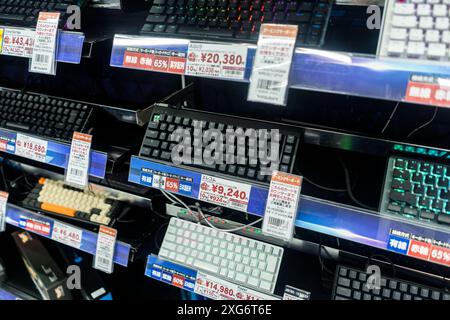 Magasin multimédia Yodobashi Umeda à Osaka, Japon Banque D'Images