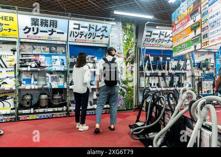 Yodobashi Umeda Multimedia Store à Osaka, Japon shopping Banque D'Images
