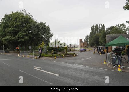 Les préparatifs ont lieu avant les funérailles de Rob Burrow CBE au crématorium de Pontefract, Pontefract, Royaume-Uni, le 7 juillet 2024 (photo par Alfie Cosgrove/News images) Banque D'Images