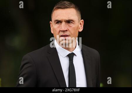 Kevin Sinfield arrive lors des funérailles de Rob CBE Burrow au crématorium de Pontefract, Pontefract, Royaume-Uni, le 7 juillet 2024 (photo de Mark Cosgrove/News images) Banque D'Images