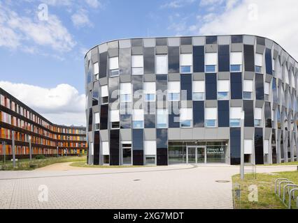 Dessau, ALLEMAGNE - 23 juin 2024 : le siège des agences fédérales allemandes pour l'environnement (Umweltbundesamt) à Dessau, Allemagne. Il est responsable de SCI Banque D'Images