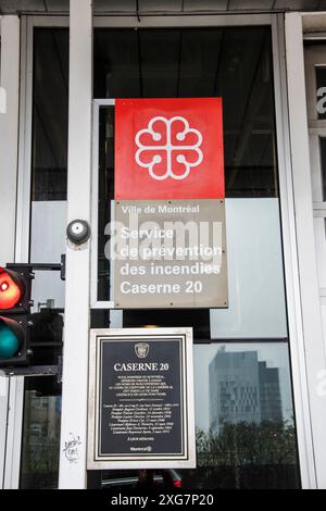 Panneau de caserne de pompiers 20 sur la rue Saint-urbain au centre-ville de Montréal, Québec, Canada Banque D'Images