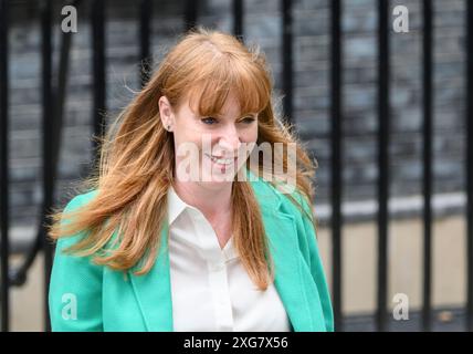 Angela Rayner députée - vice-première ministre et secrétaire d'État à l'amélioration des niveaux, au logement et aux collectivités - à Downing Street en tant que nouvelle première ministre si Banque D'Images