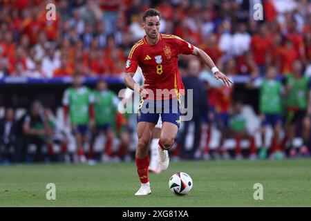 Fabian Ruiz, Espagnol, en action lors du match de quart de finale de l'UEFA Euro 2024 entre l'Espagne et l'Allemagne. Banque D'Images