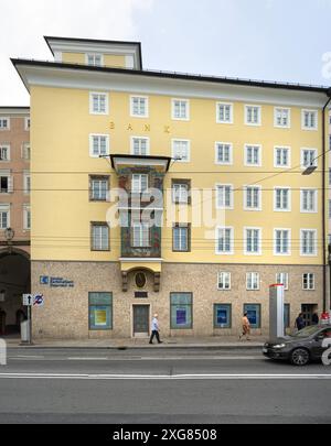 Salzbourg, Autriche. 30 juin 2024. Vue extérieure de la succursale Zurcher Kantonalbank Osterreich dans le centre-ville Banque D'Images