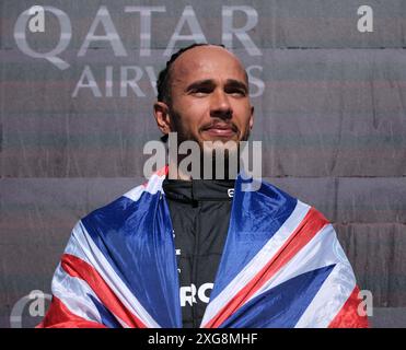 Circuit de Silverstone, Northamptonshire, Royaume-Uni. 7 juillet 2024. Formule 1 2024 Qatar Airways British F1 Grand Prix ; Race Day ; Lewis Hamilton, Mercedes célèbre la victoire crédit : action plus Sports/Alamy Live News Banque D'Images