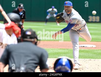 Pittsburgh, États-Unis. 07 juillet 2024. Le lanceur des mets de New York, Sean Manaea (59 ans), affronte les Pirates de Pittsburgh au PNC Park le dimanche 7 juillet 2024 à Pittsburgh. Photo par Archie Carpenter/UPI crédit : UPI/Alamy Live News Banque D'Images