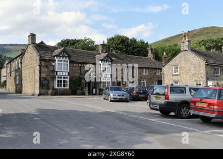 Le pub Old Nags Head, Edale le début du sentier Pennine Way, Derbyshire Peak District Angleterre village anglais Banque D'Images