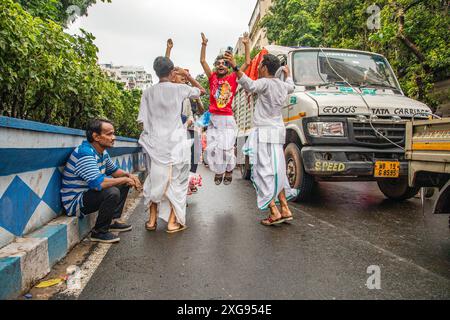 kolkata isckon ratha yatra célébration Banque D'Images