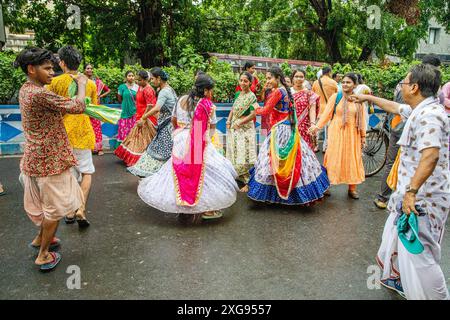 kolkata isckon ratha yatra célébration Banque D'Images