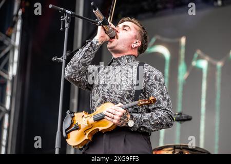 Milan Italie. 07 juillet 2024. Le groupe de metalcore suédois IMMINENCE se produit sur scène à l'Ippodromo SNAI San Siro pendant le 'I-Days Milano Coca-Cola Festival 2024'. Crédit : Rodolfo Sassano/Alamy Live News Banque D'Images