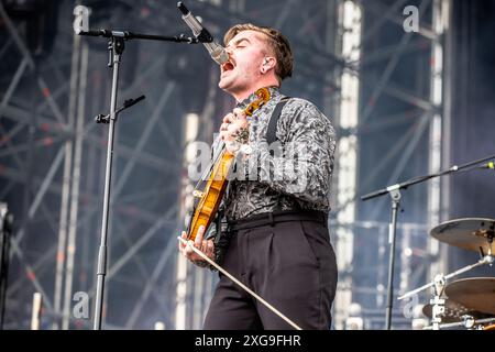 Milan Italie. 07 juillet 2024. Le groupe de metalcore suédois IMMINENCE se produit sur scène à l'Ippodromo SNAI San Siro pendant le 'I-Days Milano Coca-Cola Festival 2024'. Crédit : Rodolfo Sassano/Alamy Live News Banque D'Images