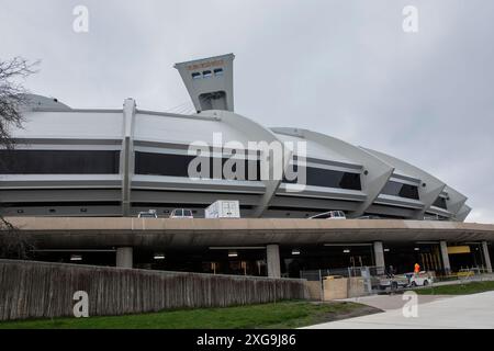 Tour et toit escamotable au stade olympique de Montréal, Québec, Canada Banque D'Images