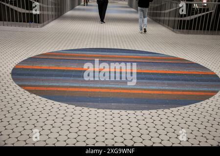 Circles 1966 à la station de métro Peel à Montréal, Québec, Canada Banque D'Images