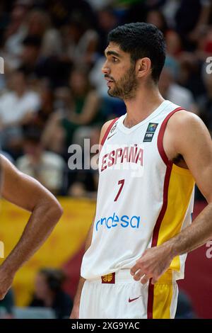 Valencia, Espagne. 07 juillet 2024. Santiago Aldama de l'équipe d'Espagne vu en action pendant le match entre l'Espagne et les Bahamas dans le tournoi de qualification olympique FIBA Espagne 2024 phase de groupes à la Cour municipale de Fuente de San Luis. Note finale : Espagne 86 : 78 Bahamas crédit : SOPA images Limited/Alamy Live News Banque D'Images