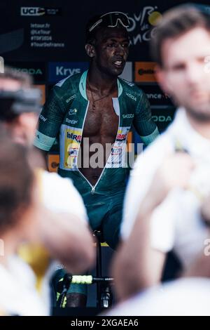 Troyes, France. 07 juillet 2024. Cyclisme - Tour de France 2024 - étape 9 Troyes - Troyes, France - Biniam Girmay, Intermarche Wanty. Crédit : SWpix/Alamy Live News crédit : SWpix/Alamy Live News Banque D'Images