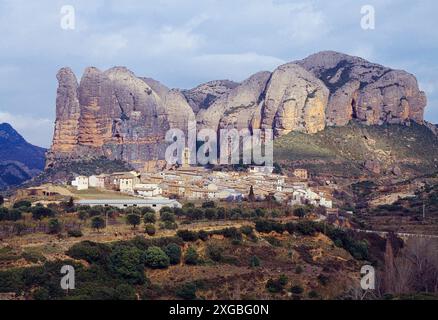 Mallos de Agüero. Agüero, Huesca province, Aragon, Espagne. Banque D'Images