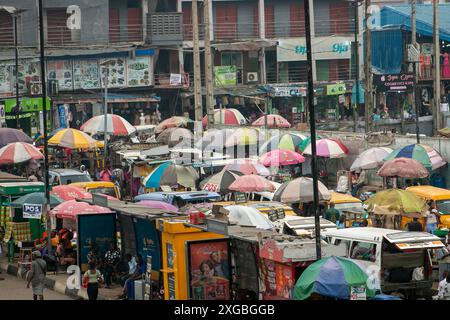 14 JUIN 2024 OJODU BERGER LAGOS NIGERIA . MARCHÉ Banque D'Images