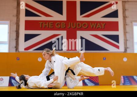 Emma Reid et Jemima Yeats Brown lors d'une session de formation à la British Judo Association sur le campus Walsall de l'Université de Wolverhampton. Date de la photo : lundi 8 juillet 2024. Banque D'Images