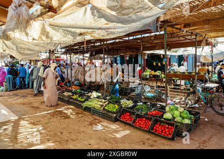 Un marché nord-africain au Sahara à Timimoun en Algérie Banque D'Images