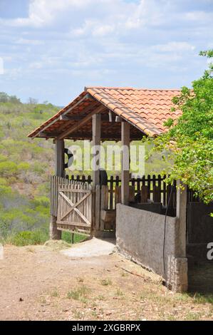 Façade du corral de chèvres et de moutons corralled, c'est la forme traditionnelle de l'agriculture sur la ferme rurale Banque D'Images
