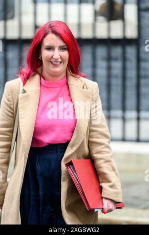 Louise Haigh députée - secrétaire d'État aux Transports - quittant le 10 Downing Street après la première réunion du Cabinet de Keir Starmer en tant que premier ministre. 7 juillet Banque D'Images