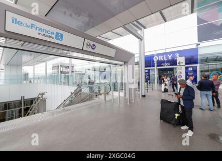 EXTENSION M14 VERS L'AÉROPORT D'ORLY Banque D'Images
