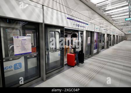 EXTENSION M14 VERS L'AÉROPORT D'ORLY Banque D'Images