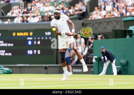 LONDRES, ROYAUME-UNI - 5 JUILLET : Frances Tiafoe des États-Unis le jour 5 des Championnats Wimbledon 2024 au All England Lawn Tennis and Croquet Club le 5 juillet 2024 à Londres, Royaume-Uni. (Photo de Marleen Fouchier/Agence BSR) Banque D'Images