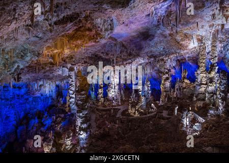 France, Gard, Mejannes-le-Clap, grotte de la Salamandre Banque D'Images