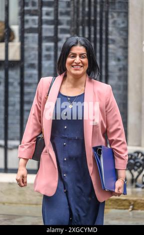 Shabana Mahmood MP - Lord Chancelier et Secrétaire d'État à la Justice - quittant 10 Downing Street après la première réunion du cabinet de Keir Starmer en tant que Prim Banque D'Images