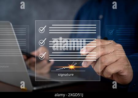 Idées pour les signatures électroniques, les affaires à distance, les téléphones portables et les hologrammes contractuels pour les signatures. Collaboration à distance, Copier l'espace. Supports mixtes Banque D'Images