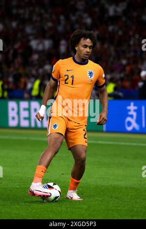 Berlin, Allemagne. 6 juillet 2024. Joshua Zirkzee, des pays-Bas, en action lors du match de quart de finale de l'UEFA EURO 2024 opposant les pays-Bas à Turkiye. Crédit : Nicolò Campo/Alamy Live News Banque D'Images