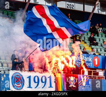 Oslo, Norvège. 07 juillet 2024. Oslo, Norvège, 7 juillet 2024 : des supporters de Valerenga sont vus lors du match de football de la Ligue Toppserien entre Stabaek et Valerenga au stade Nadderud à Oslo, Norvège (Ane Frosaker/SPP) crédit : SPP Sport Press photo. /Alamy Live News Banque D'Images