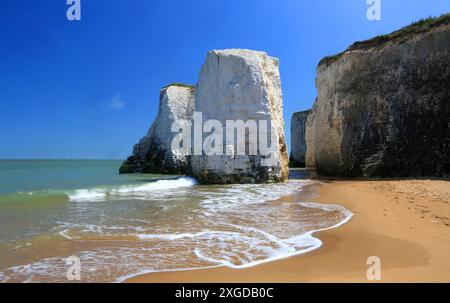 Piles de craie et falaises, Botany Bay, près de Margate, Kent, Angleterre, Royaume-Uni, Europe Banque D'Images