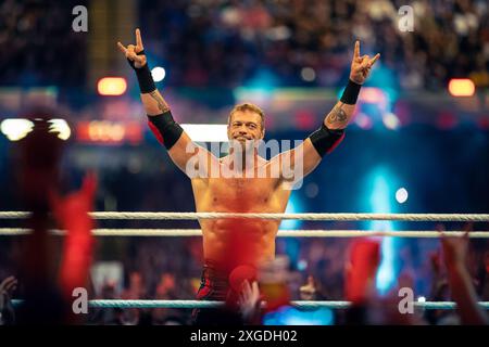 WWE Superstar Edge posant sur le ring à WWE Clash au Castle at Principality Stadium à Cardiff, Royaume-Uni le 3 septembre 2022 Banque D'Images