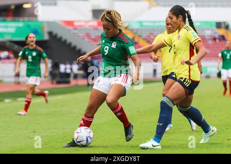 Alexia Villanueva, du Mexique, et Angela Baron, de Colombie, lors de la Coupe du monde féminine U-20 de la FIFA, Costa Rica, le Mexique contre Colombie, le 13 août 2022 Banque D'Images
