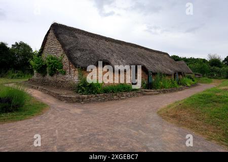 Village médiéval de Cosmeston Country Park, pays de Galles du Sud. Prise en juillet 2024 Banque D'Images