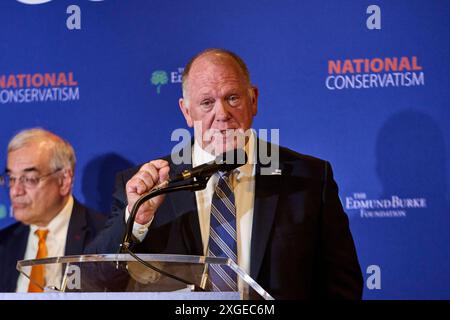 Washington DC, États-Unis. Washington DC, Washington DC, États-Unis. 8 juillet 2024. L’ancien directeur intérimaire des douanes et du contrôle des frontières américaines prend la parole lors de la Conférence nationale conservatrice à Washington, DC, le lundi 8 juillet 2024. Crédit : ZUMA Press, Inc/Alamy Live News Banque D'Images