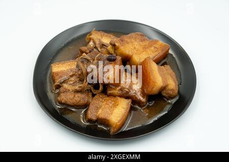 Philippine Top Dish qui est le Pork Adobo. Il s'agit d'une version bisaya sucrée qui est le porc Humba avec des haricots Tausi et Banana Blossom Banque D'Images