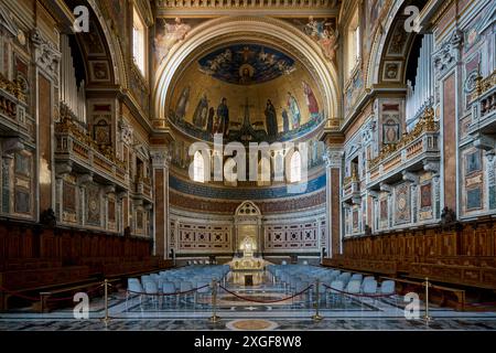 Abside de la Basilique du Latran (Basilica di San Giovanni in Laterano) église néoclassique et baroque à Rome, Italie Banque D'Images