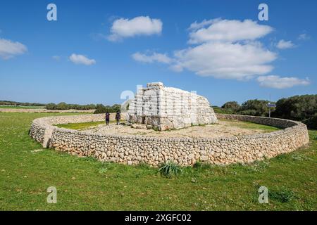 Naveta des Tudons, prototalayote, Ciutadella, Minorque, Iles Baléares, Espagne Banque D'Images