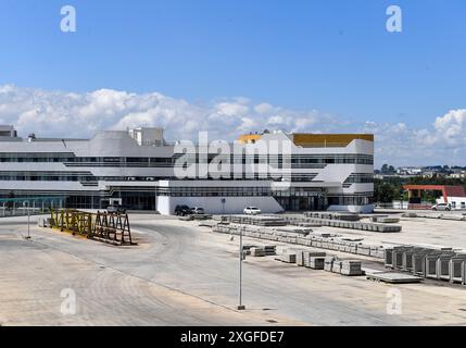 Athi River. 17 mai 2024. Cette photo prise le 17 mai 2024 montre une vue de China Wu Yi (Kenya) Precast Company Limited dans la ville industrielle d'Athi River, au Kenya. POUR ALLER AVEC 'Feature : une entreprise chinoise aide à transformer le secteur de la construction au Kenya grâce à la technologie préfabriquée' crédit : Li Yahui/Xinhua/Alamy Live News Banque D'Images