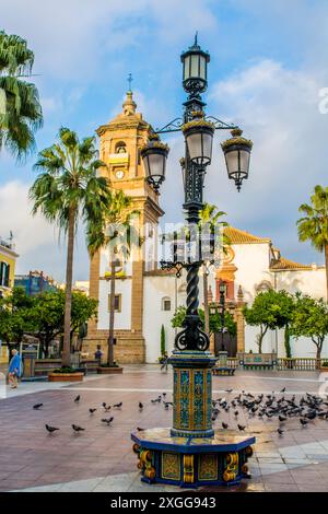 Église de la Palma, place principale Plaza Alta, Algésiras, Andalousie, Espagne, Europe Banque D'Images